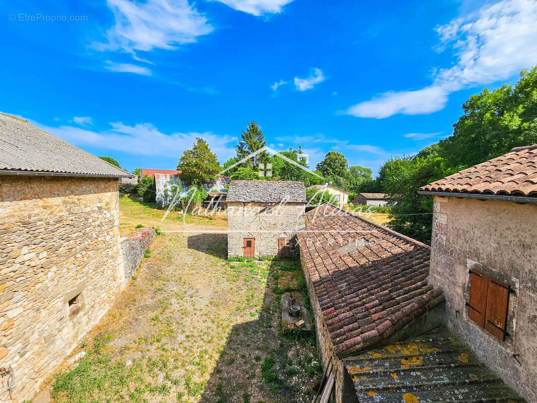 Maison à VIALA-DU-PAS-DE-JAUX