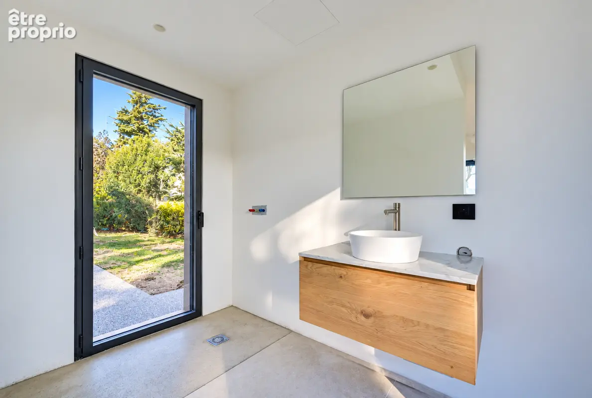 Puyricard  260m² sur 2300m² - photo 3