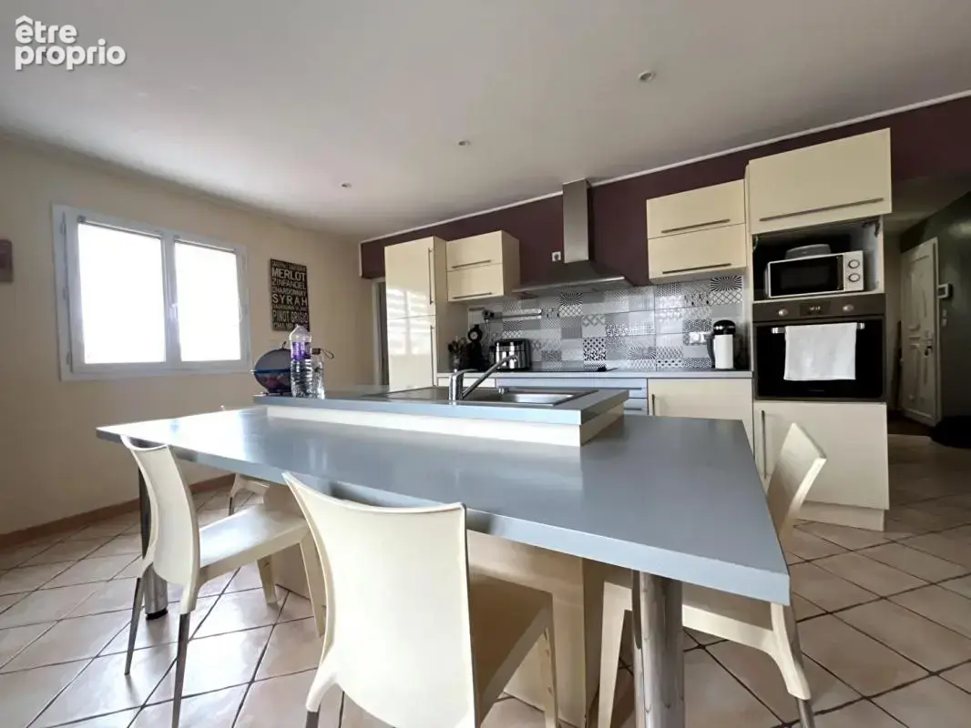Magnifique villa de 130 m² sur un terrain 4 faces de 740 m² au fond d'une impasse calme - photo 8