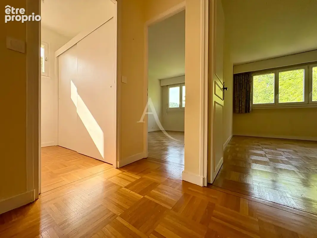 Appartement  5 pièce(s) 3 chambres à BURES SUR YVETTE - photo 12