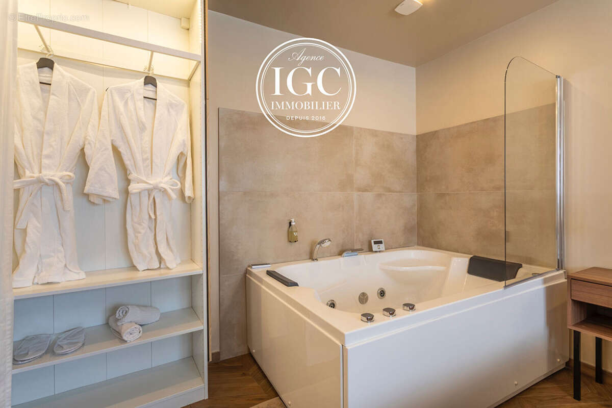 Maison à CARRY-LE-ROUET