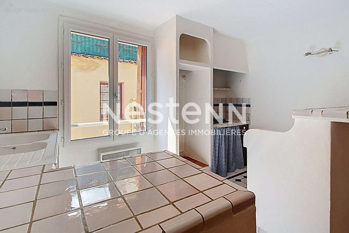 Appartement à SALERNES