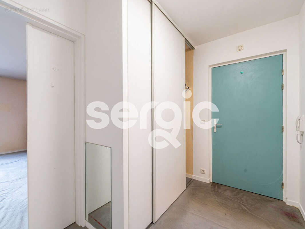 Appartement à BUSSY-SAINT-GEORGES