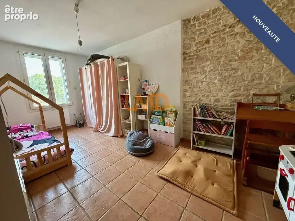 Uchaud - Charme de l'ancien et potentiel exceptionnel - photo 11