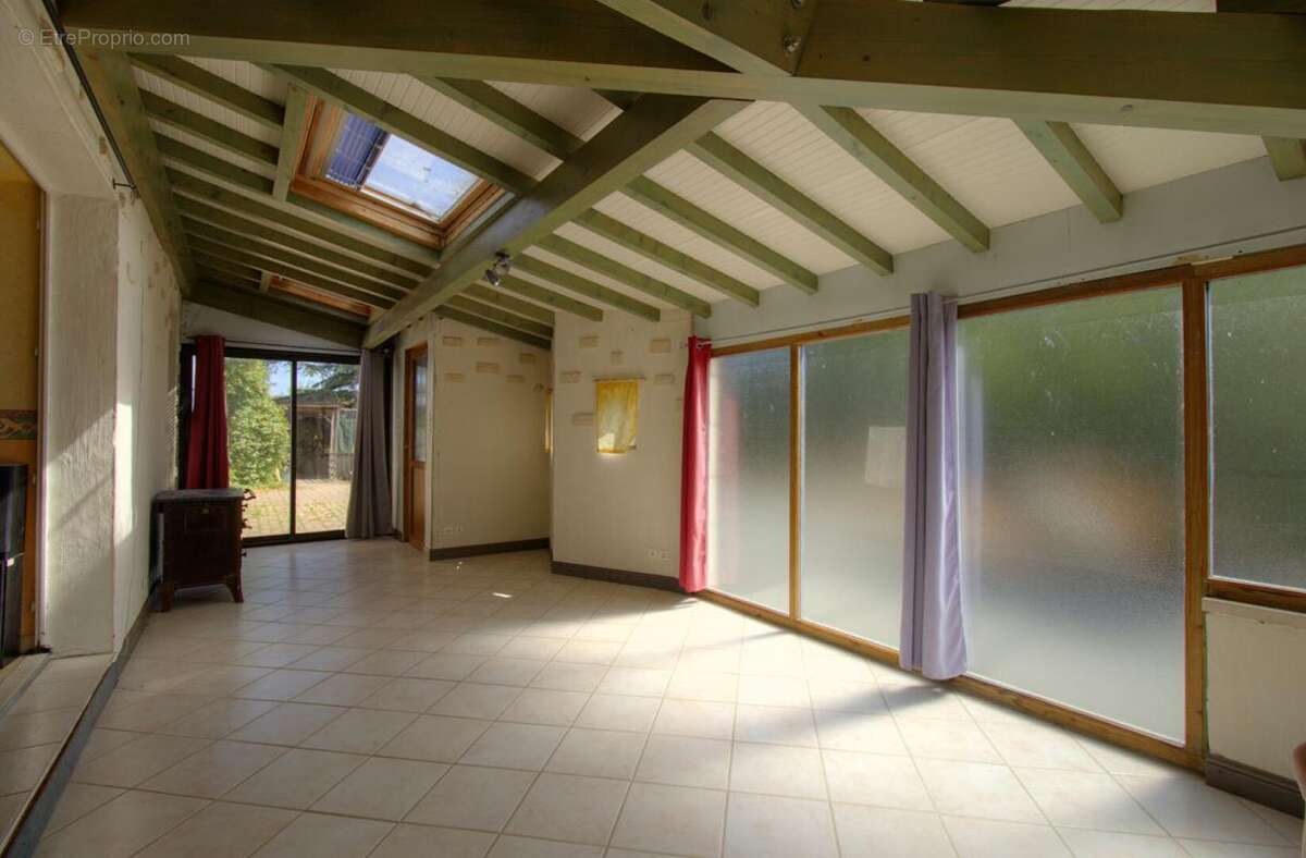 Maison Verruyes 6 pièce(s) 129 m2 - photo 4
