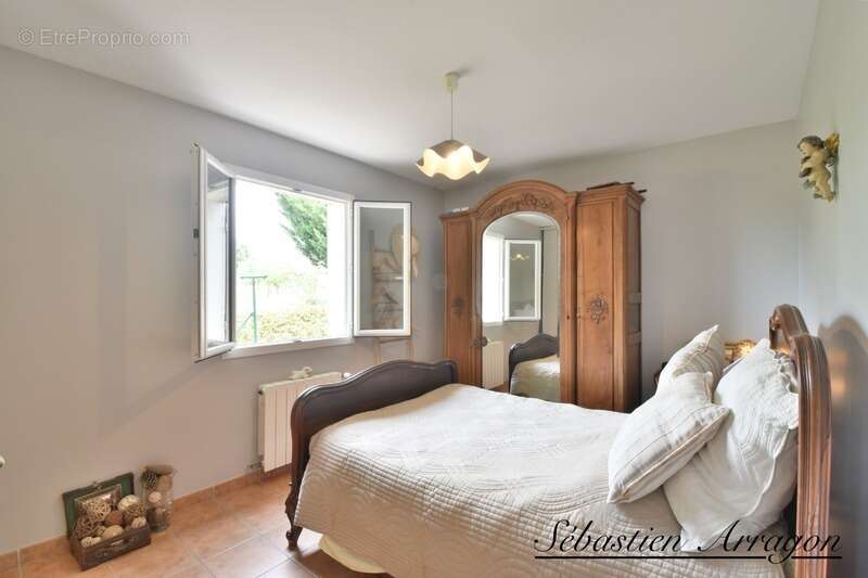 Entre Villeneuve-sur-Lot (47) et Saint-Sylvestre-sur-Lot – Belle maison de plain-pied avec piscine sur 3 800 m² - photo 10