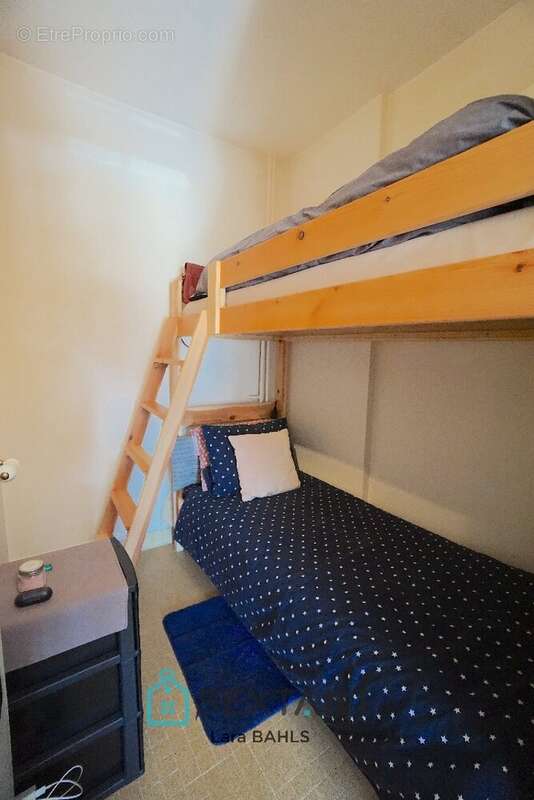 Appartement à SERANON