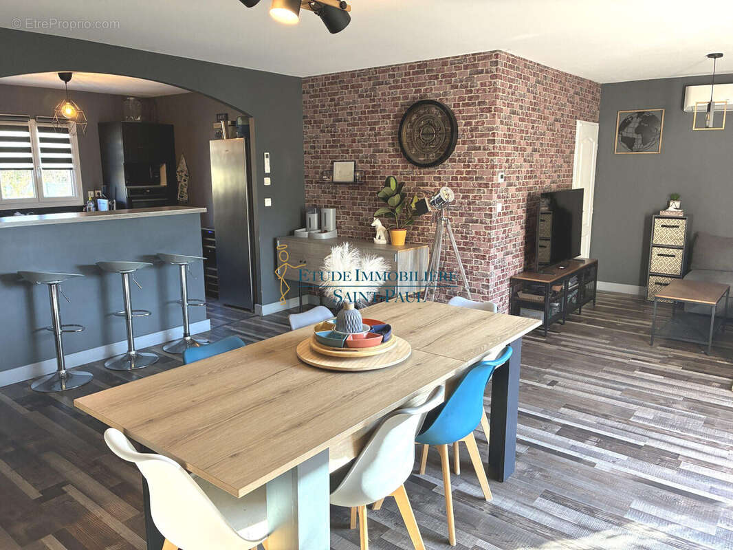 Maison à SAINT-ANDRE-DE-SANGONIS