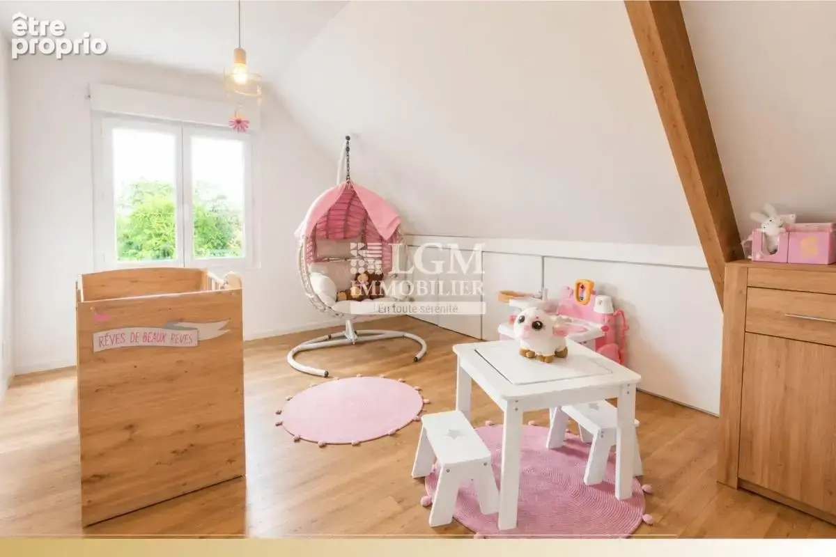 Maison familiale rénovée de 120 m² avec garage, quartier mairie de Marck - photo 8