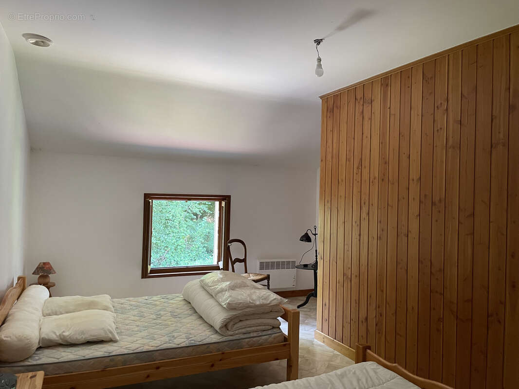 Maison à LES SALLES