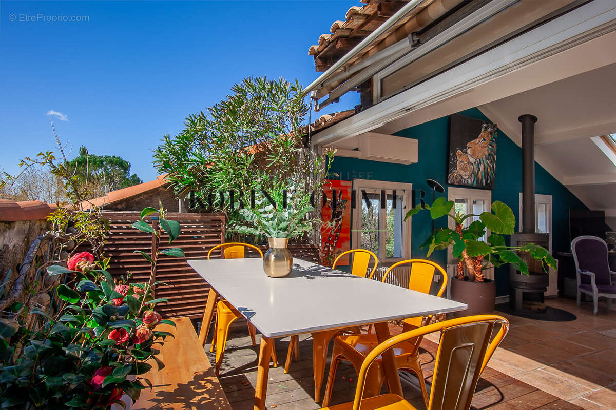 Appartement à AIX-EN-PROVENCE