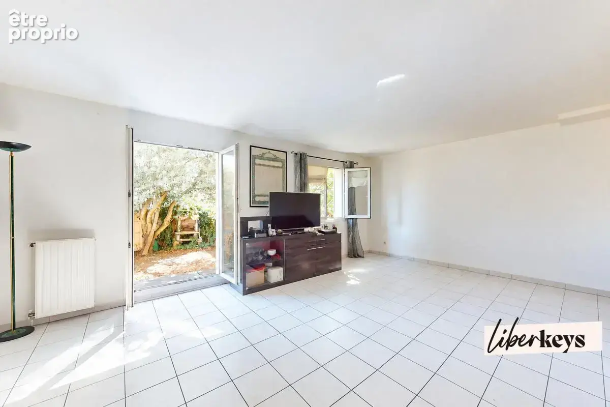 Maison familiale de 118 m² – 4 chambres – jardin – terrasse – garage - photo 2