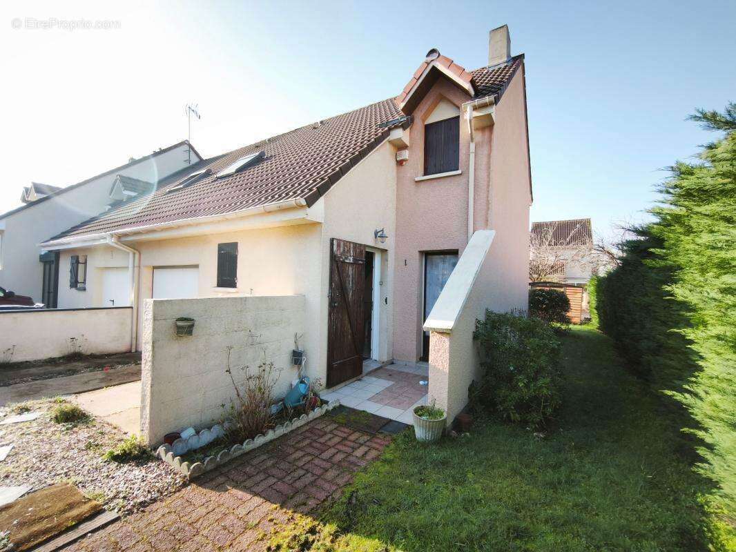 Maison à LE PETIT-QUEVILLY