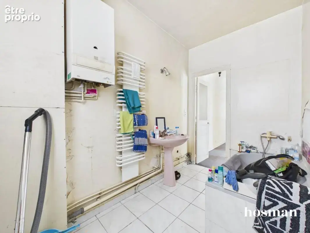Découvrez cet appartement 3 / 4 pièces de 60 m², à rénover, idéalement situé au 5ème étage sans ascenseur - photo 8