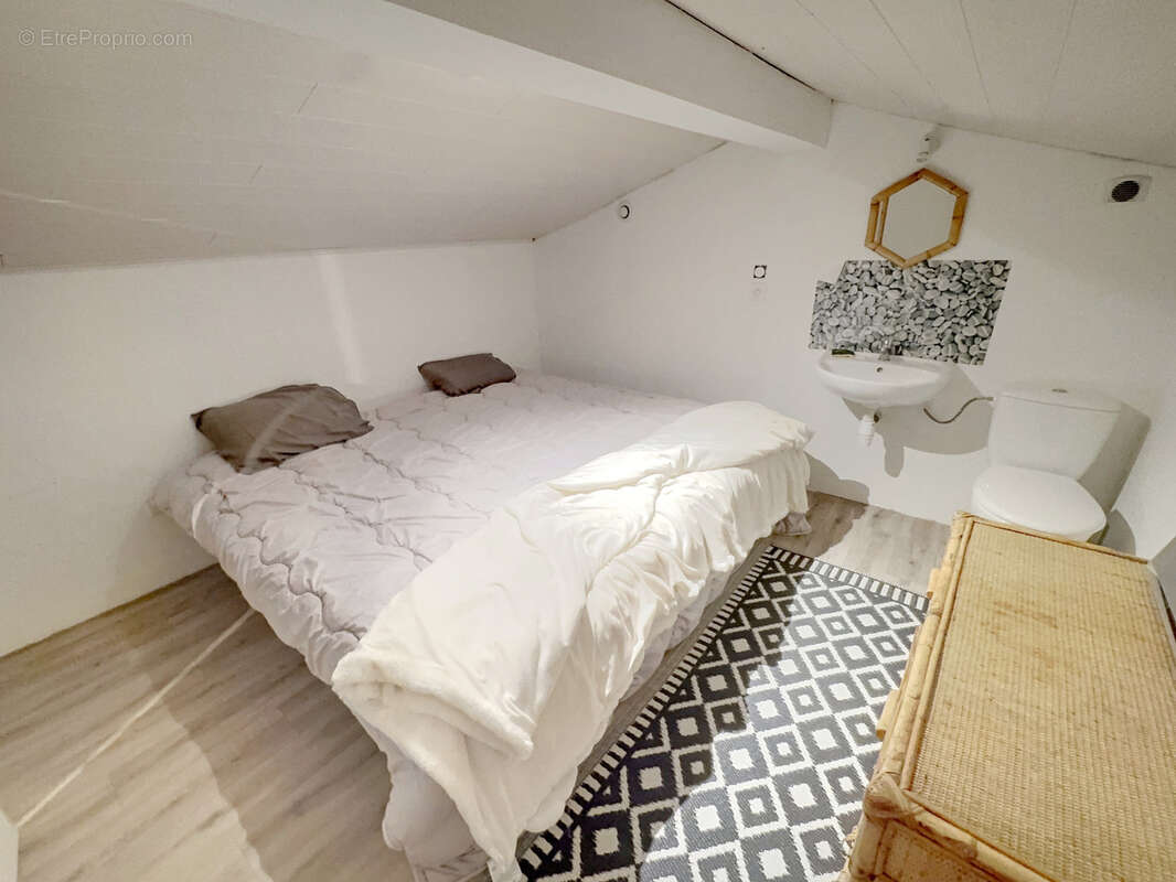 Maison à SOUAL