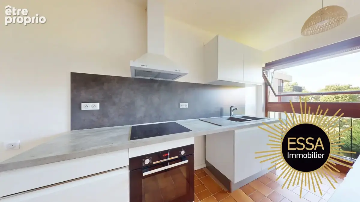 Appartement 3 pièces 75 m² à vendre à Rocquencourt (78150) - photo 2