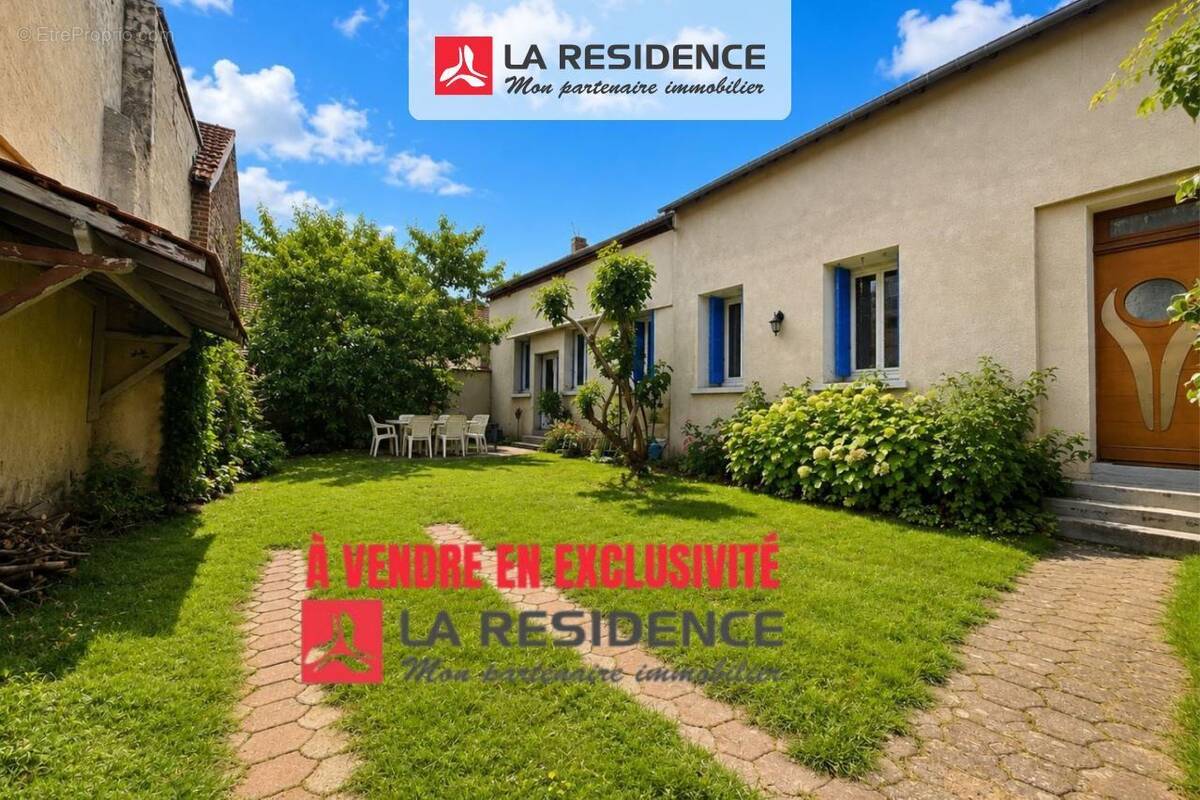 Maison à BONNIERES-SUR-SEINE
