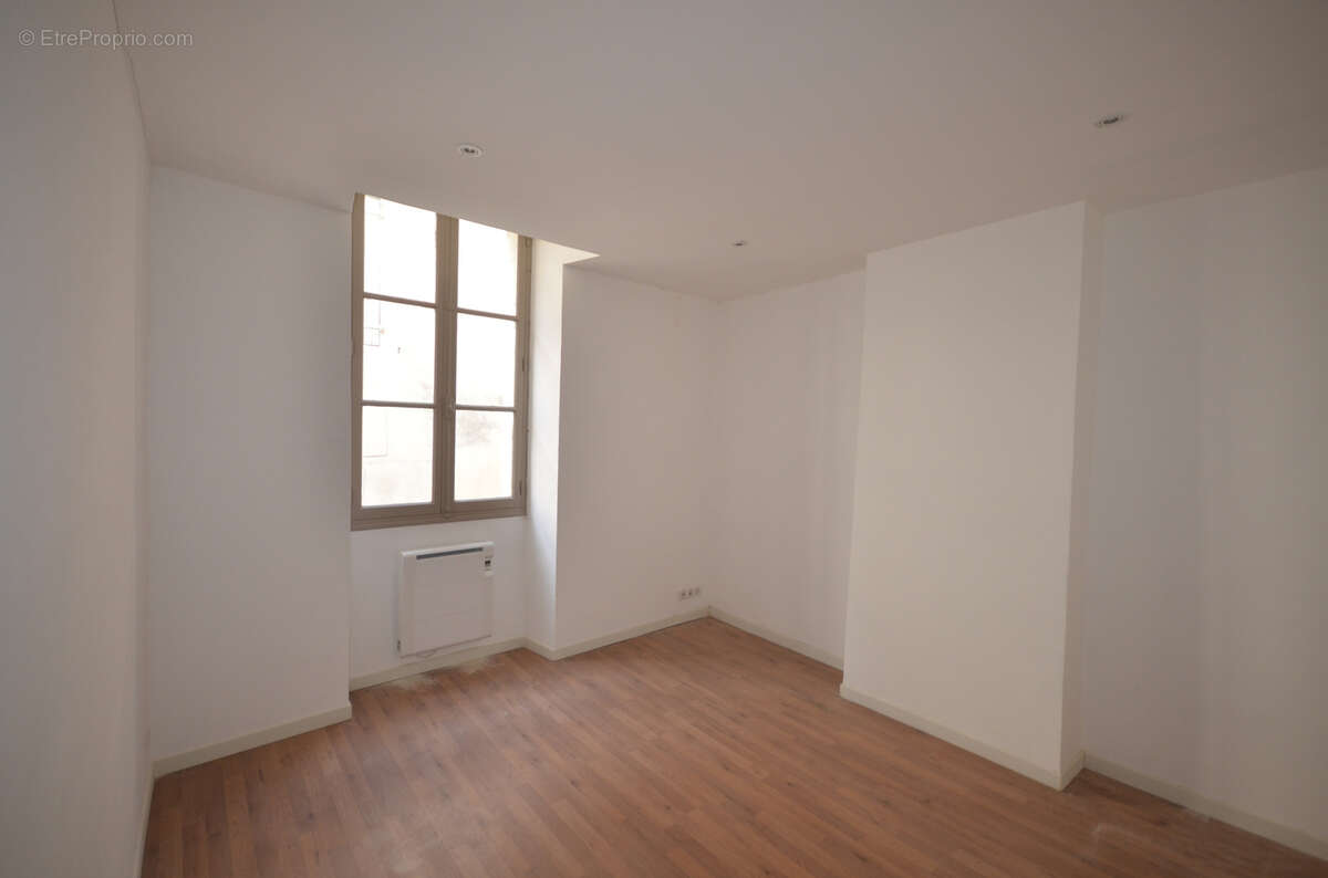 Appartement à CADENET