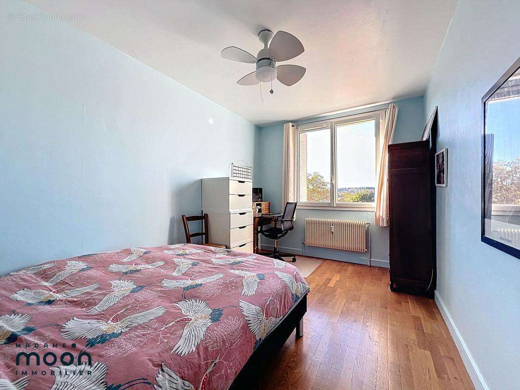 Appartement à OULLINS