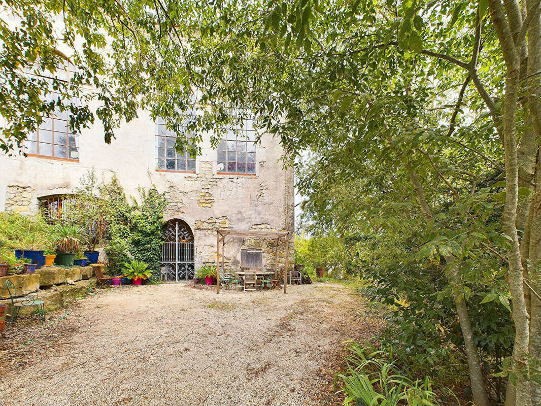 Maison à VILLENEUVE-DE-BERG