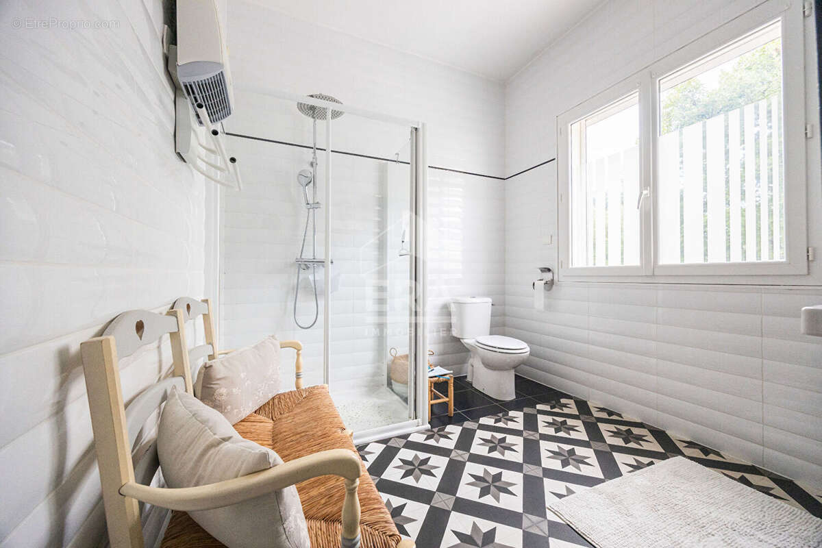 Maison à MONTESQUIEU-DES-ALBERES