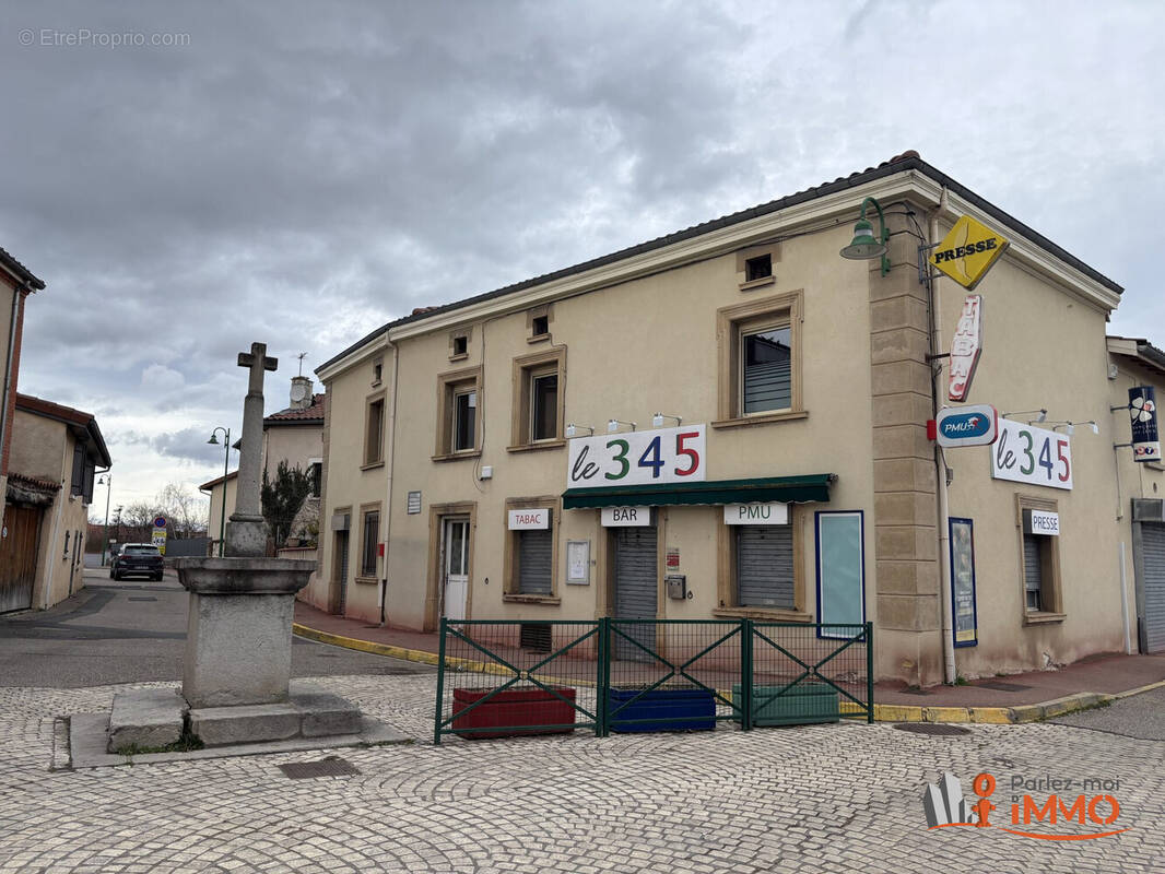 Maison à PRECIEUX