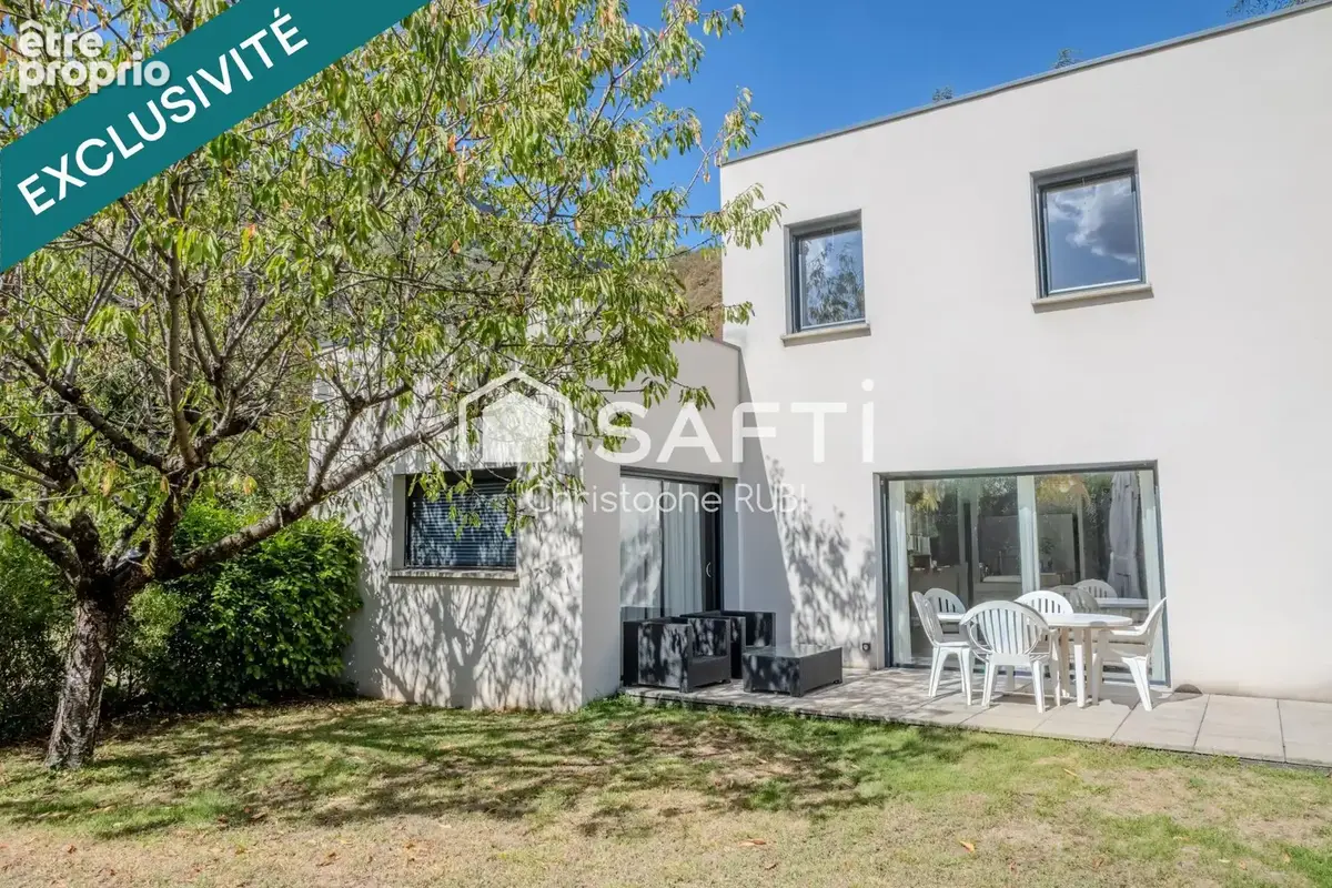 Photo 1 - Maison à SAINT-EGREVE