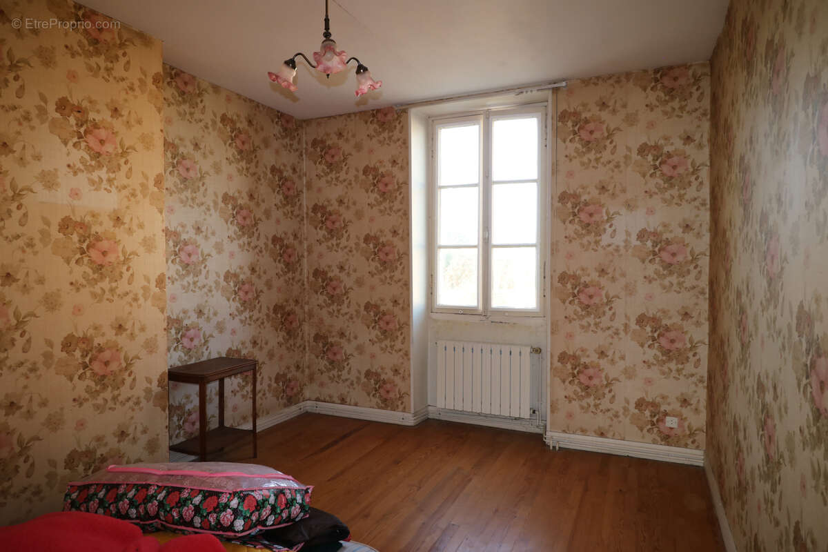 Maison à LOULAY