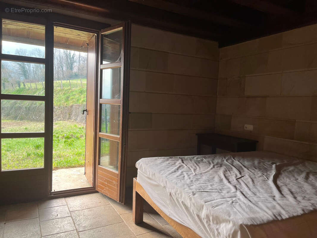 Appartement pres du village de AHAXE - photo 4