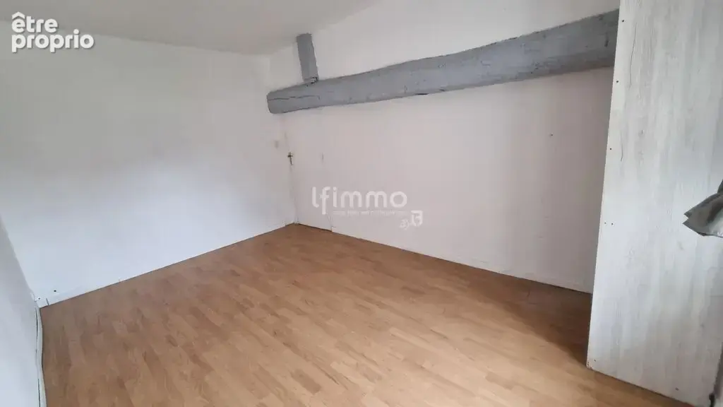 Maison avec grand terrain et potentiel équestre - photo 7