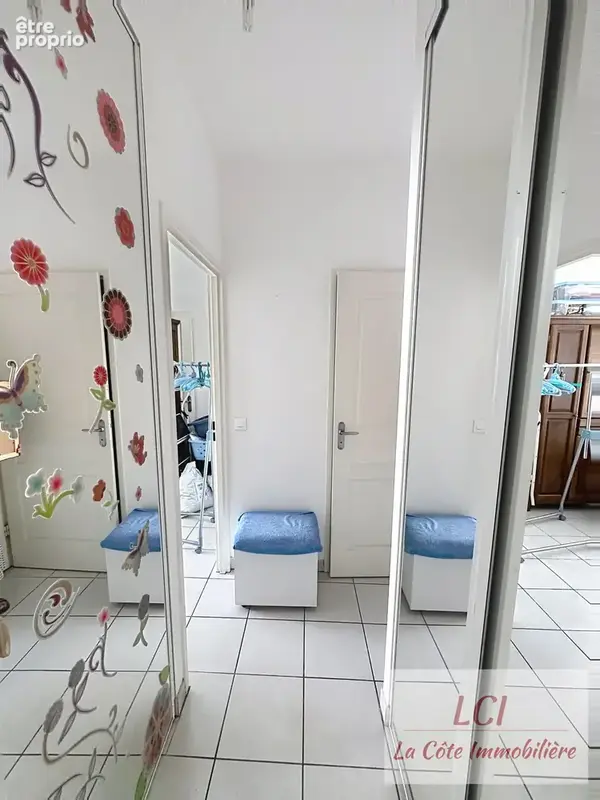 Gujan proche tous commerces. Appartement T2 avec terrasse de 12m2. - photo 7