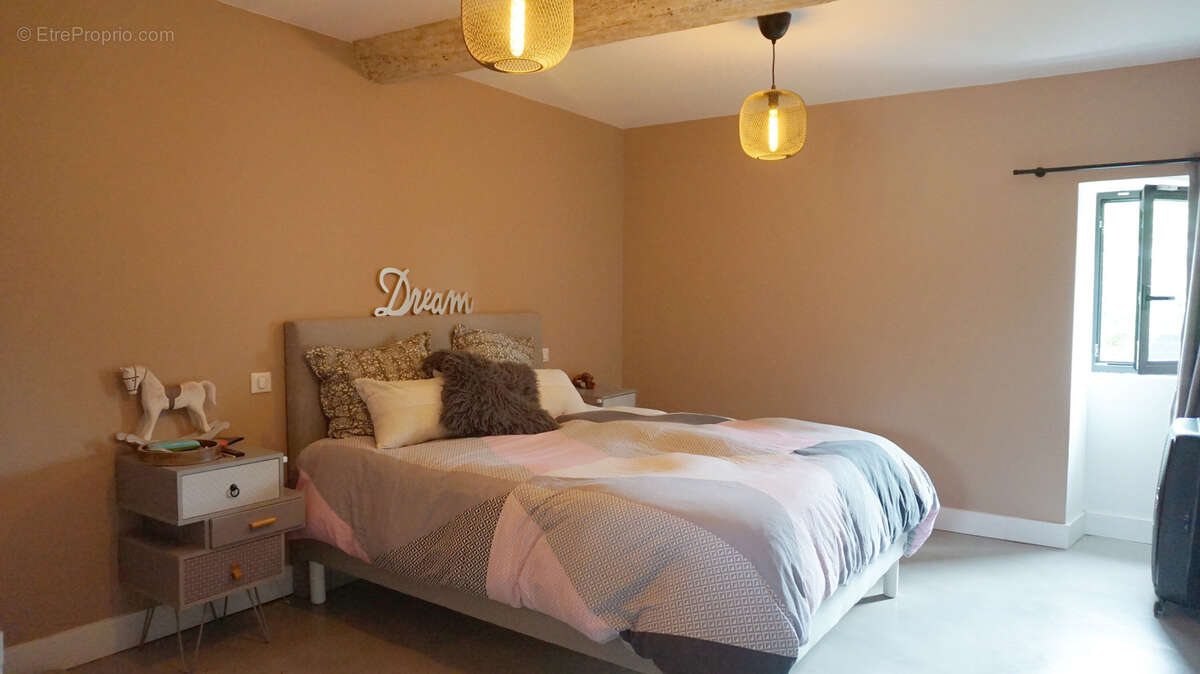 Maison à MONTDOUMERC