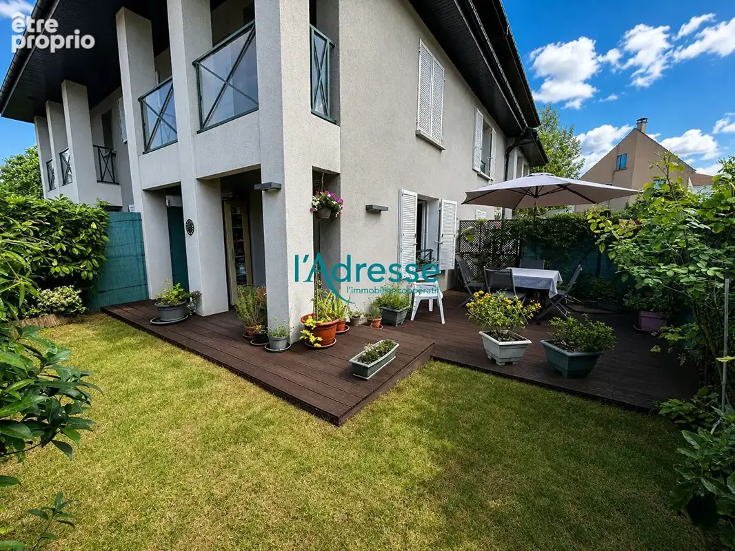 COUP DE COEUR - F2 avec jardin privatif de 51 m² - Rueil-Malmaison - photo 3