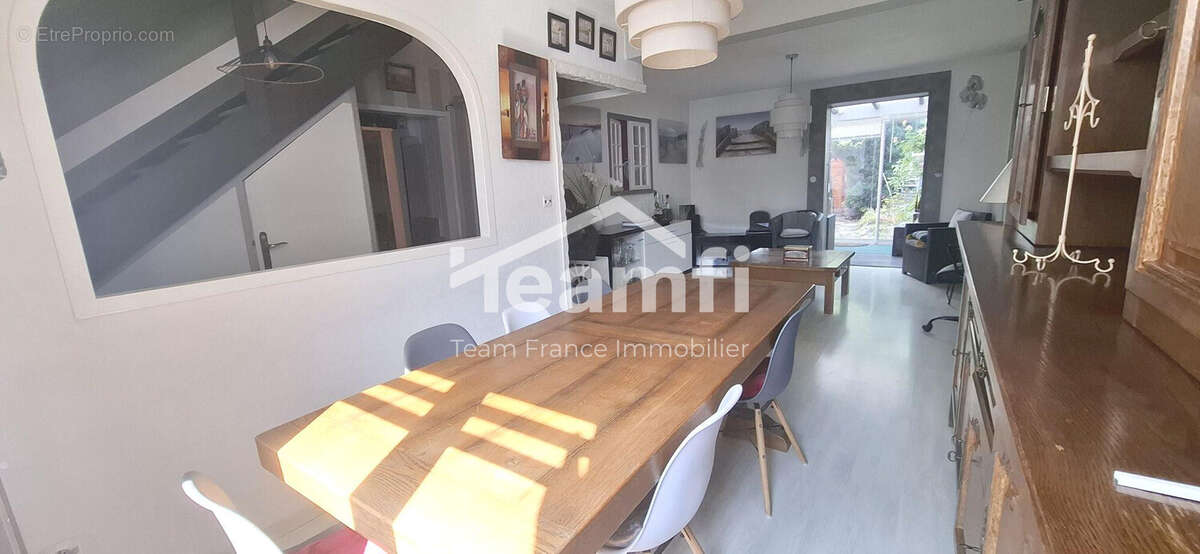 Maison 109 m² à Cournon-D'auvergne  - photo 3