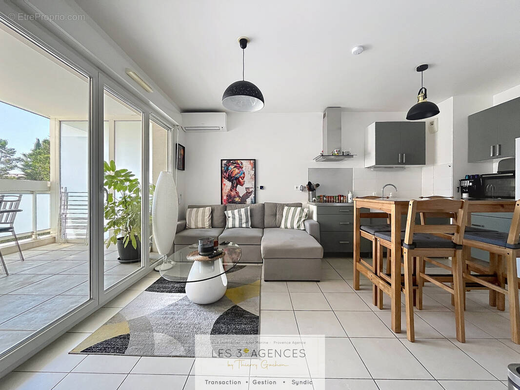 Appartement à COGOLIN