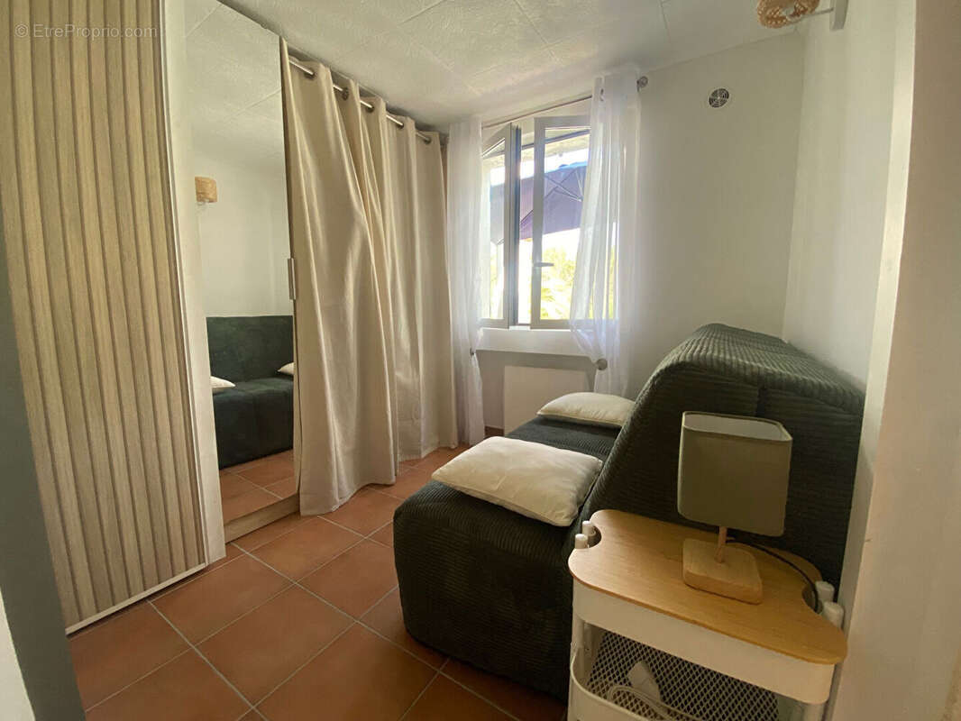 Appartement entièrement rénové Saint Raphael 2 pièce(s) 39 m2 - photo 7