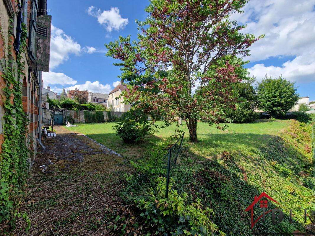Maison à BOURBONNE-LES-BAINS