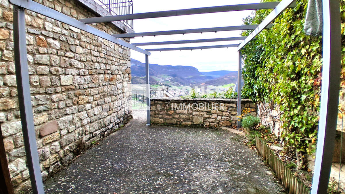Maison à COMPEYRE