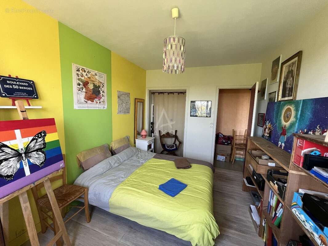 Maison à SAINT-GEORGES-DE-MONTAIGU