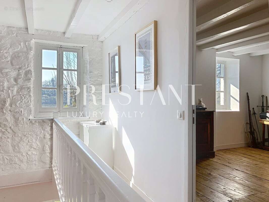 Maison à SAINT-LAURENT-DE-GOSSE