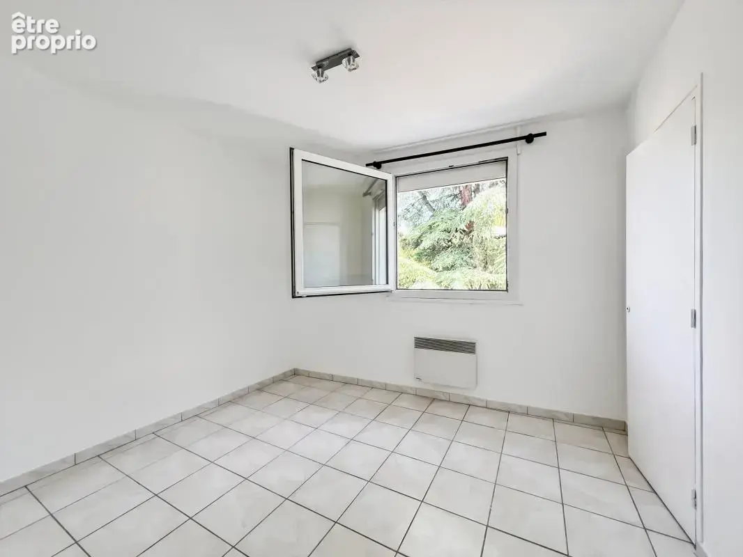 LORIOL - A vendre maison de village – 2 chambres – Garage – Proche commodités - photo 6