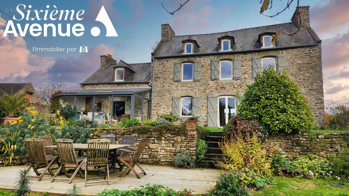 Maison à LANGROLAY-SUR-RANCE