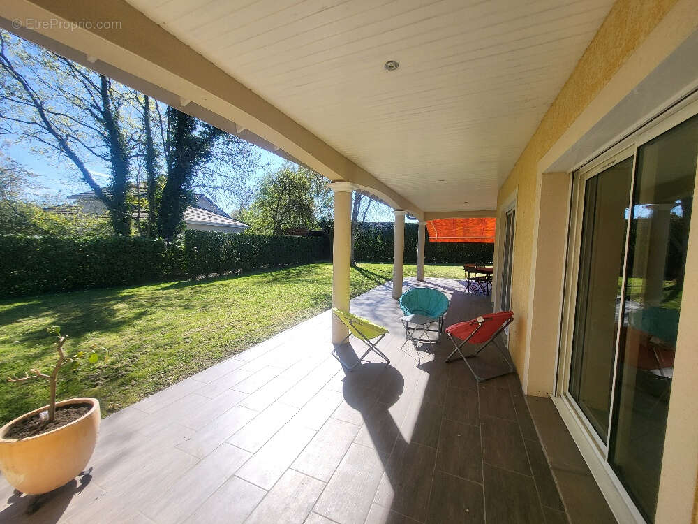 Maison à VILLARS-LES-DOMBES