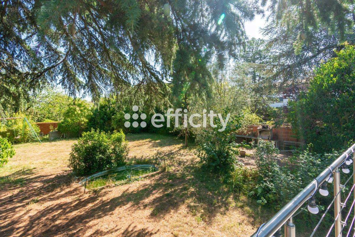 Maison à VILLENEUVE-LE-ROI