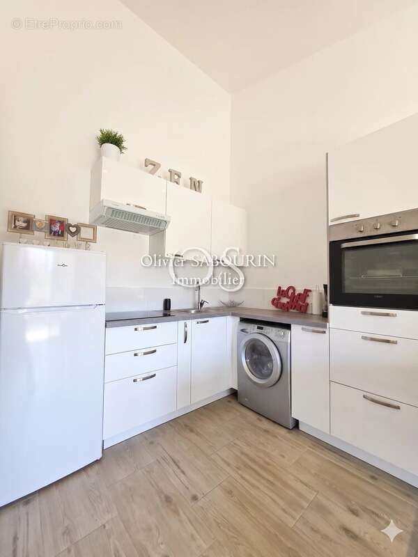 Appartement à ROQUEBRUNE-SUR-ARGENS