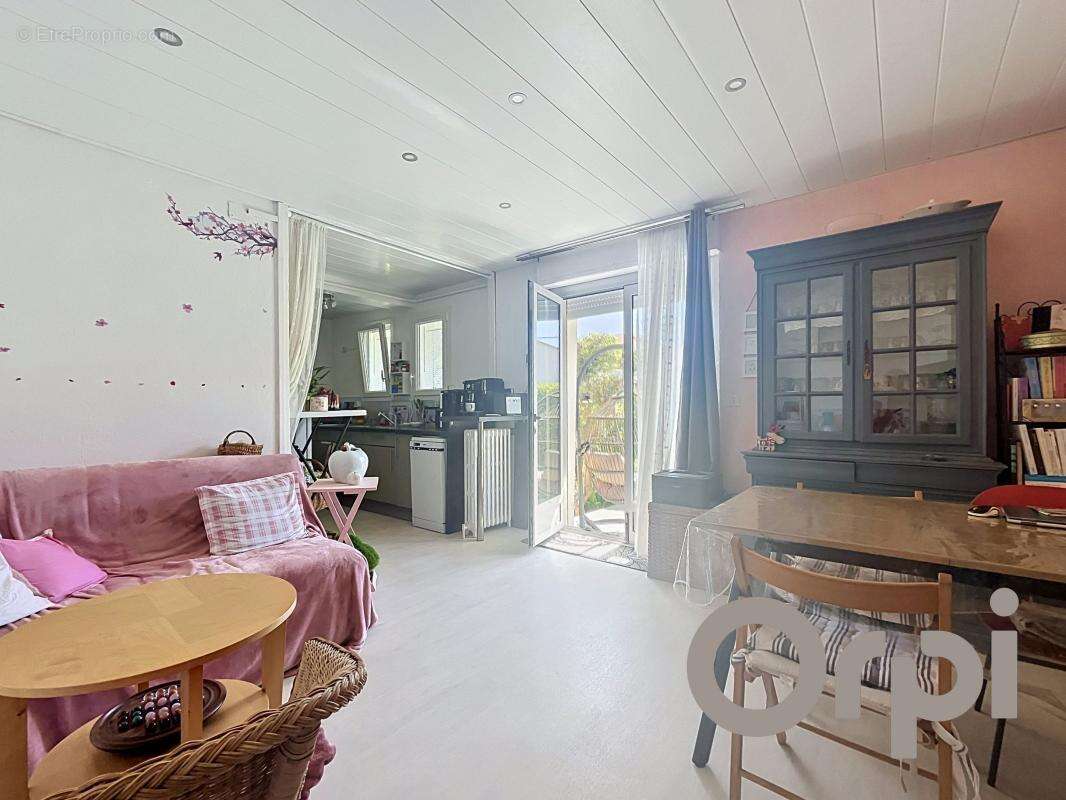 Maison à FREJUS