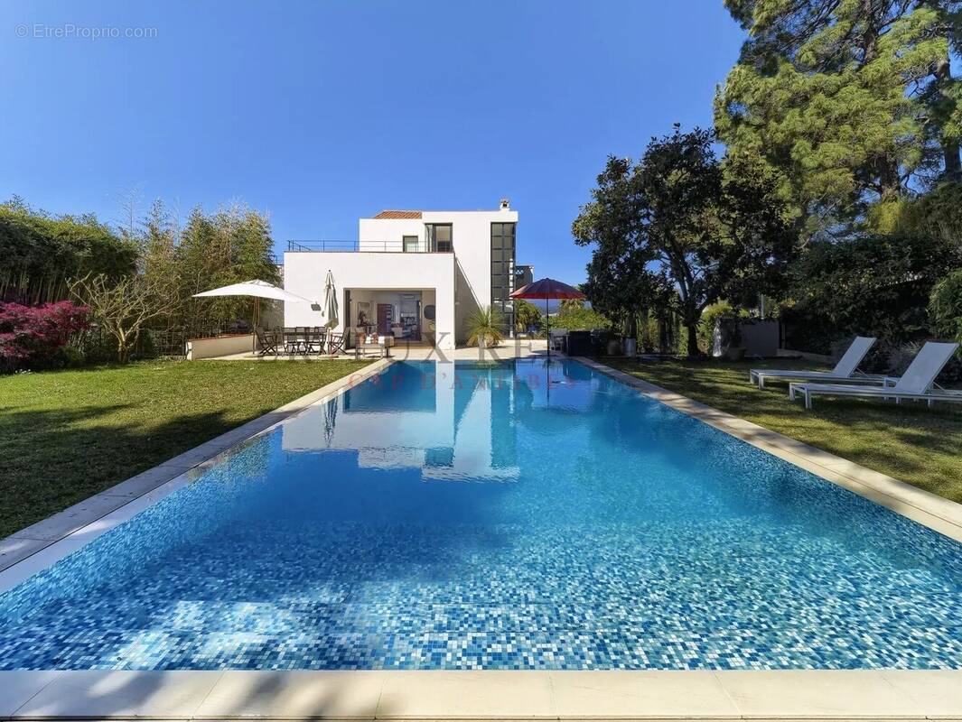 Maison à ANTIBES