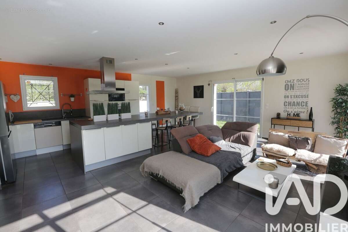 Photo 2 - Maison à CADAUJAC