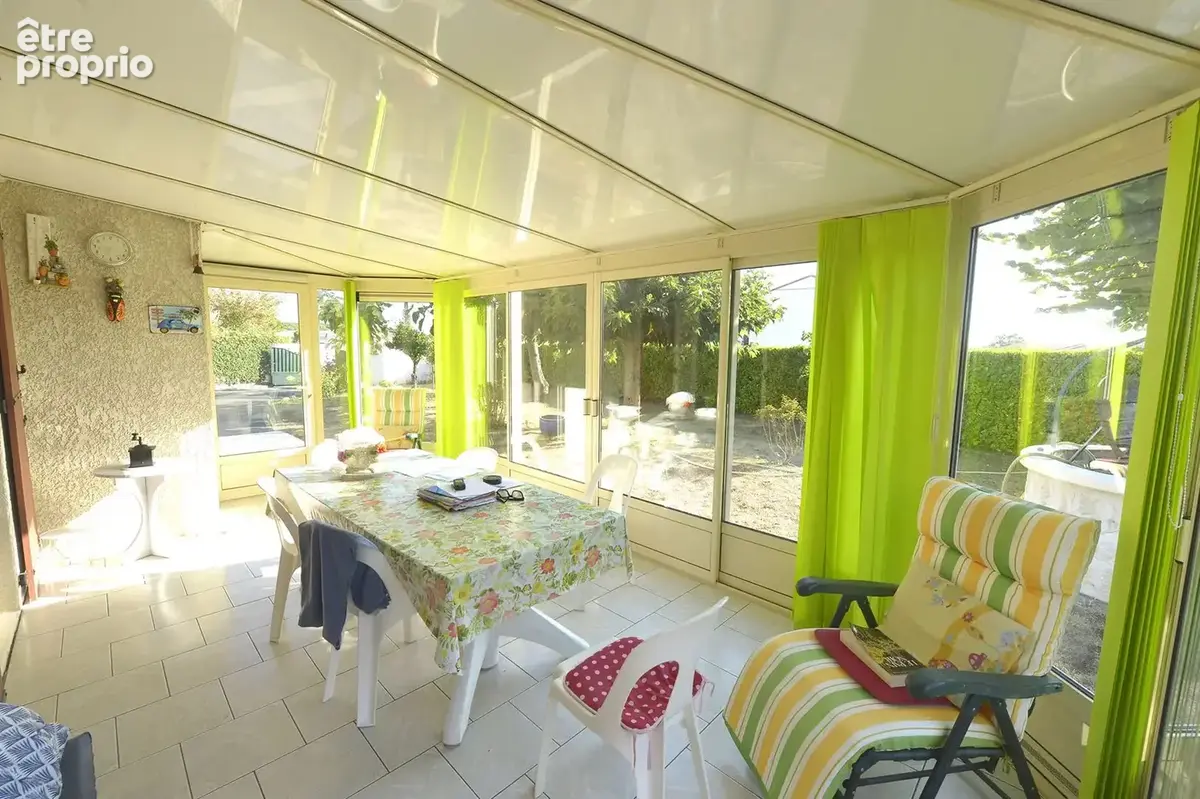 Maison 109 m² à Semussac  - photo 5