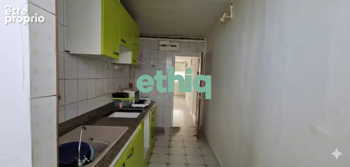 Appartement 80 m² à Les Abymes  - photo 4